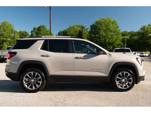 New 2026 GMC Terrain Elevation w/ Elevation Premium Package FWD image 9