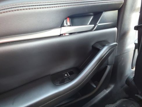 Used 2024 MAZDA MAZDA3 s FWD image 16