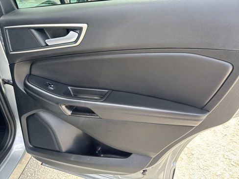Used 2024 Ford Edge SEL image 15