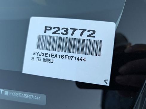 Used 2025 Tesla Model 3 Long Range image 31