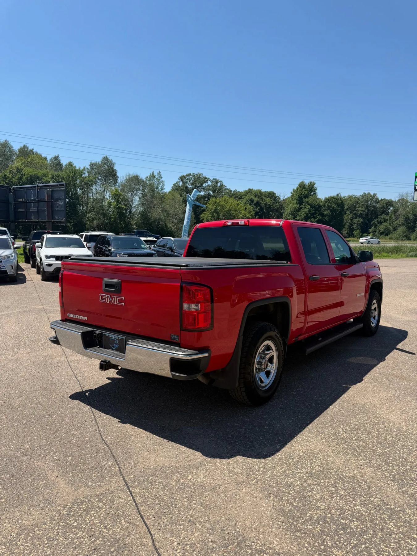 Used 2016 GMC Sierra 1500 4x4 Crew Cab w/ Sierra Appearance Package image 5