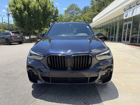 Used 2023 BMW X5 xDrive40i w/ M Sport Package AWD/4WD image 3