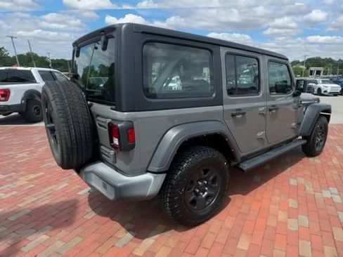 Used 2022 Jeep Wrangler Unlimited Sport AWD/4WD image 2