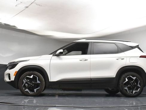 Certified 2025 Kia Seltos S FWD image 33