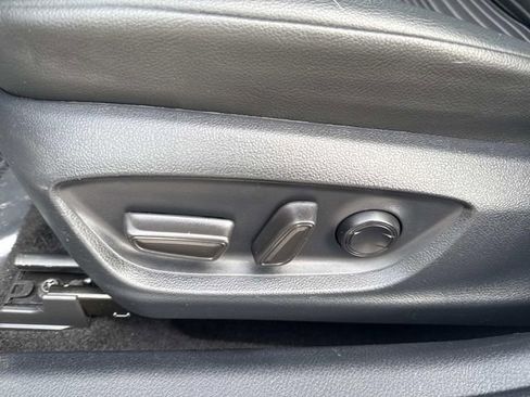 Used 2024 Toyota Camry SE image 21