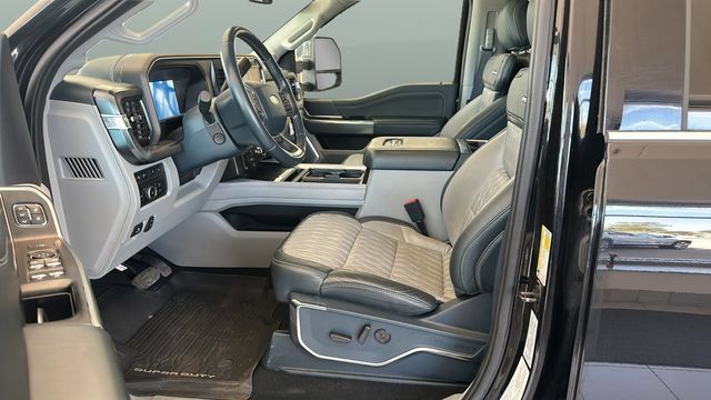 Used 2023 Ford F350 Limited AWD/4WD image 9
