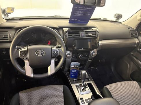 Used 2020 Toyota 4Runner Venture AWD/4WD image 24