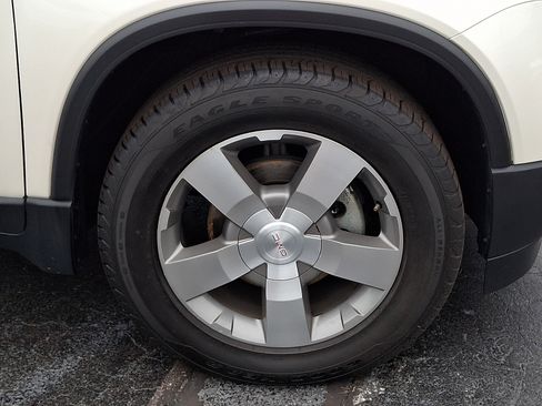 Used 2012 GMC Acadia SLT AWD/4WD image 8