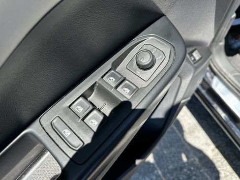 Used 2022 Volkswagen Taos SE AWD/4WD image 12