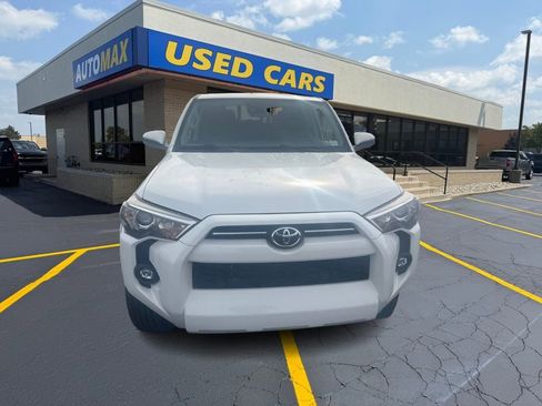 Used 2022 Toyota 4Runner SR5 image 3