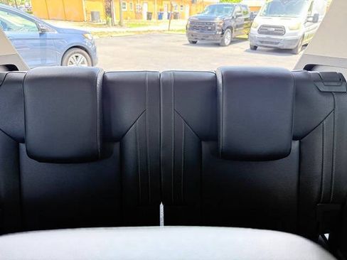 Used 2018 Volkswagen Atlas SE FWD image 13