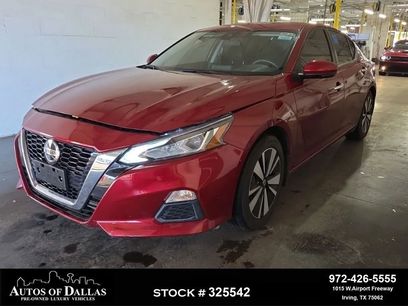 Used 2022 Nissan Altima 2.5 SV w/ SV Premium Package
