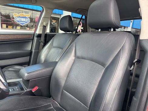 Used 2017 Subaru Outback 2.5i Limited AWD/4WD image 27