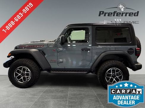 Used 2024 Jeep Wrangler Rubicon w/ Convenience Group AWD/4WD image 10