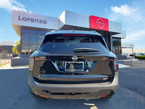 New 2026 Nissan Kicks SR image 5