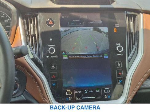 Certified 2022 Subaru Outback Touring AWD/4WD image 25