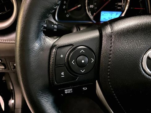 Used 2014 Toyota RAV4 Limited w/ Technology Package image 23