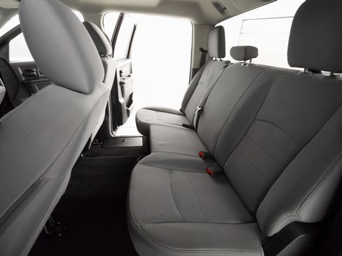 Used 2017 RAM 1500 ST w/ SXT Appearance Group image 23