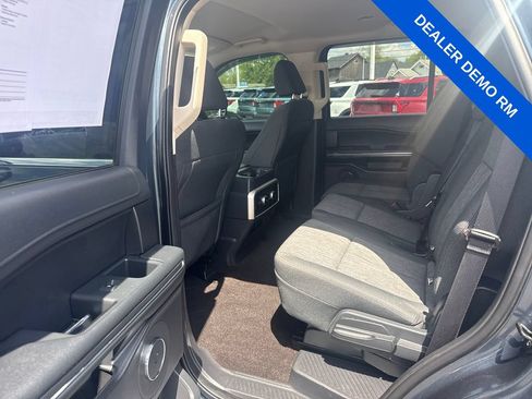 Used 2023 Ford Expedition XLT AWD/4WD image 12