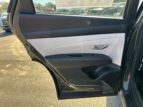 New 2025 Hyundai Tucson SEL image 21