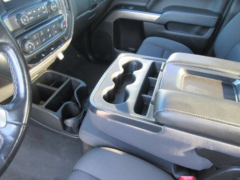 Used 2019 Chevrolet Silverado 1500 LT RWD image 16