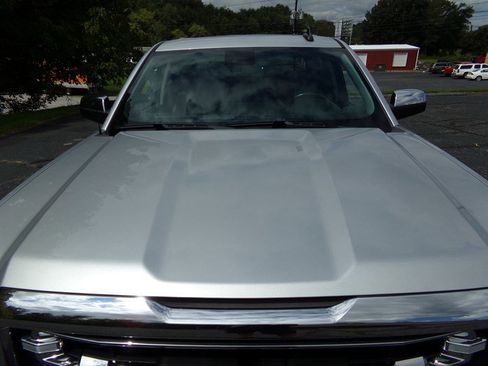 Used 2018 GMC Sierra 1500 SLT image 11