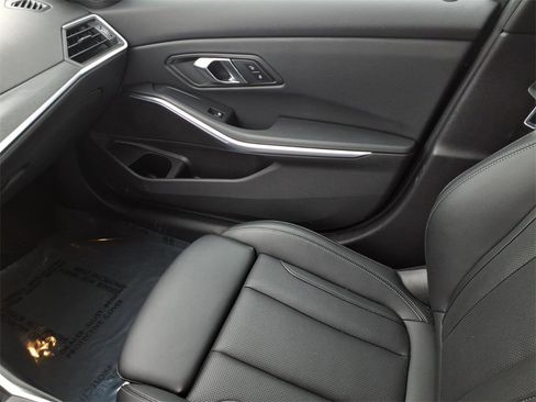 Used 2024 BMW 330i xDrive Sedan w/ Convenience Package image 25