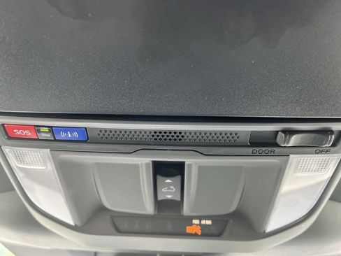 Used 2026 Subaru Forester Premium AWD/4WD image 16