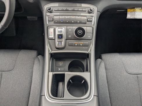 Certified 2023 Hyundai Santa Fe SEL FWD image 18