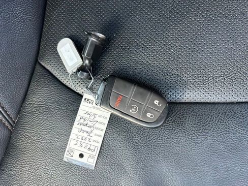 Used 2022 Jeep Compass Limited AWD/4WD image 6