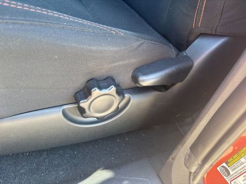 Used 2017 Toyota Tacoma TRD Off-Road w/ Tow Package image 36