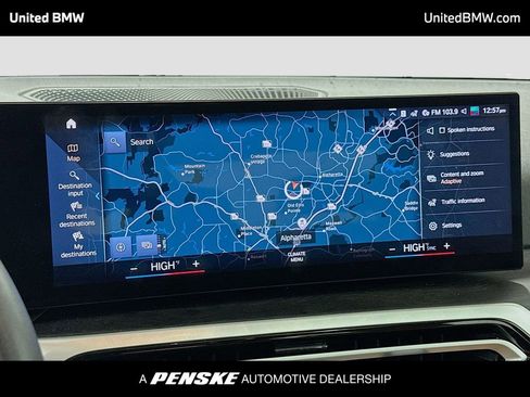 Used 2023 BMW 330i Sedan w/ Premium Package image 10