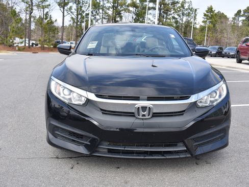Used 2018 Honda Civic LX-P image 4