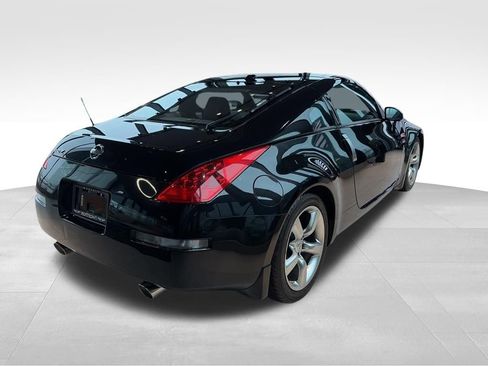 Used 2008 Nissan 350Z Touring w/ Cargo Convenience Pkg image 15