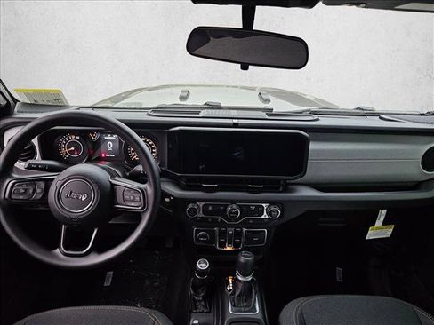 New 2026 Jeep Gladiator Sport image 15