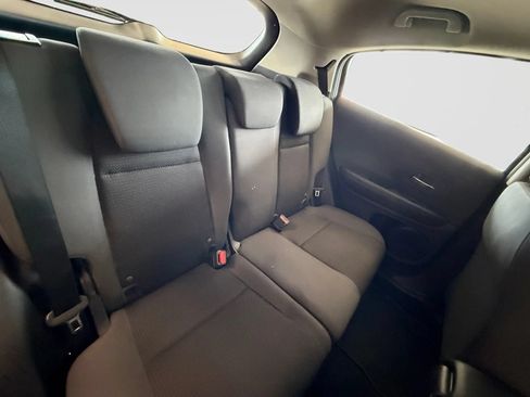 Used 2019 Honda HR-V LX image 18
