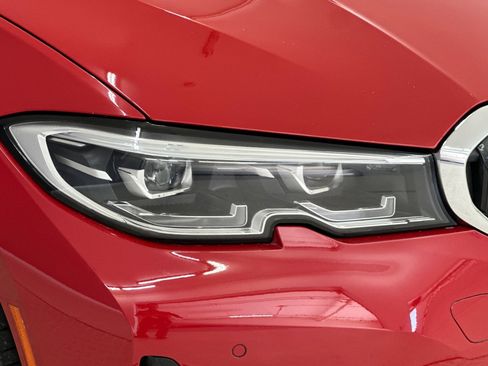 Used 2019 BMW 330i Sedan w/ Convenience Package RWD image 11