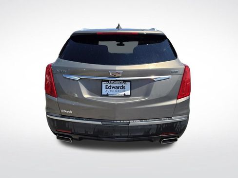 Used 2018 Cadillac XT5 FWD image 4