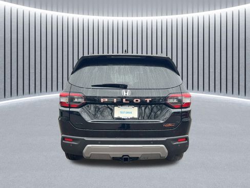New 2026 Honda Pilot TrailSport image 5