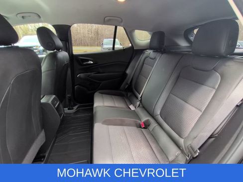 Certified 2024 Chevrolet Trax LT FWD image 23