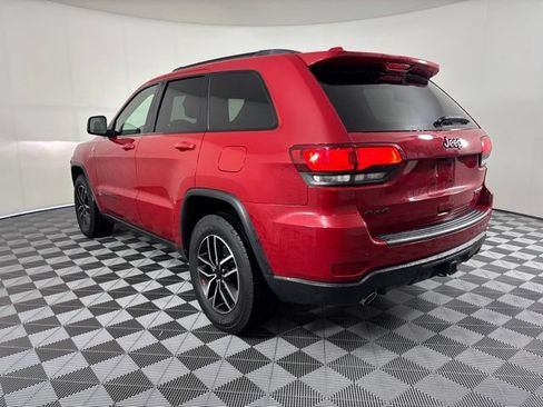 Used 2021 Jeep Grand Cherokee Trailhawk w/ Trailhawk Luxury Group AWD/4WD image 8