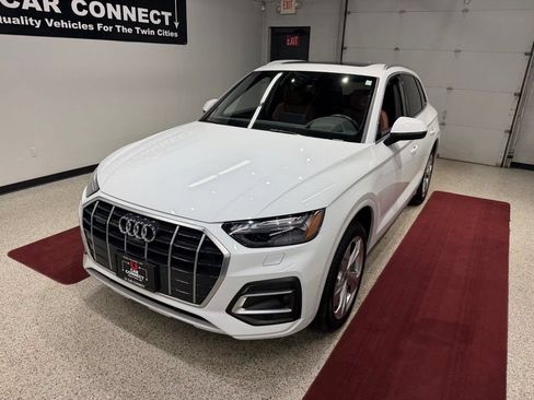 Used 2021 Audi Q5 Prestige w/ Prestige Package AWD/4WD image 4