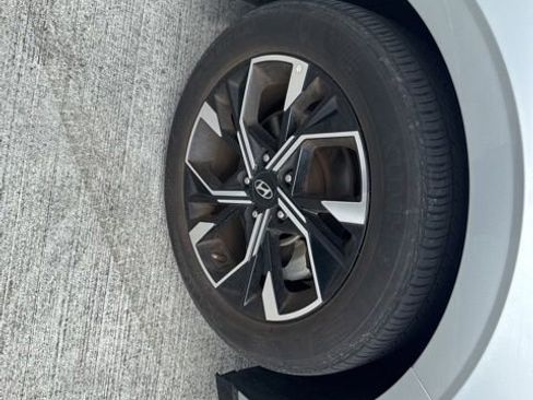 Used 2025 Hyundai Sonata SEL FWD image 19