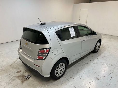 Used 2020 Chevrolet Sonic LT image 2