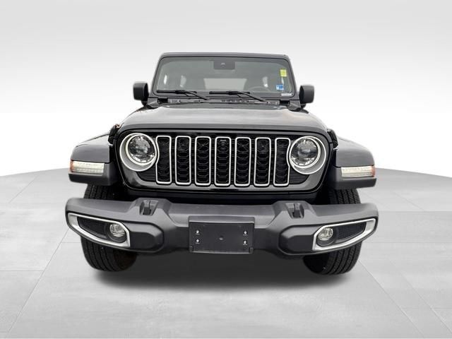 Used 2024 Jeep Wrangler Unlimited Sahara w/ Technology Group AWD/4WD image 12