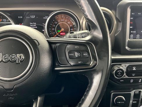 Used 2018 Jeep Wrangler Unlimited Sport S AWD/4WD image 21