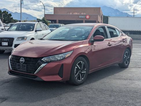 Used 2024 Nissan Sentra SV FWD image 9