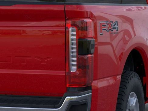 New 2026 Ford F250 XLT w/ XLT Premium Package image 21