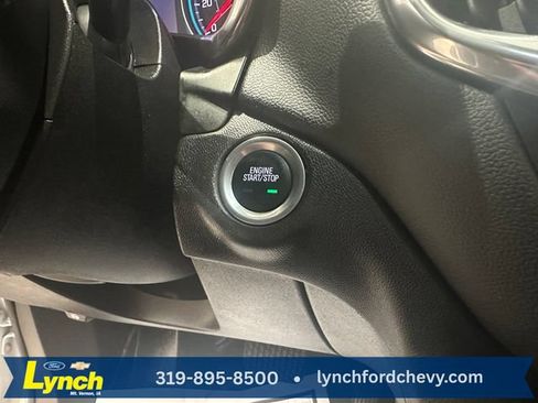 Used 2022 Chevrolet Equinox LT AWD/4WD image 16