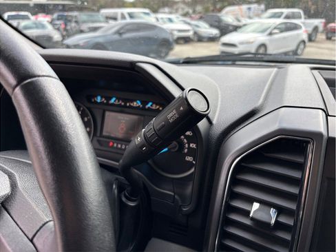 Used 2020 Ford F150 XLT w/ Equipment Group 302A Luxury image 31